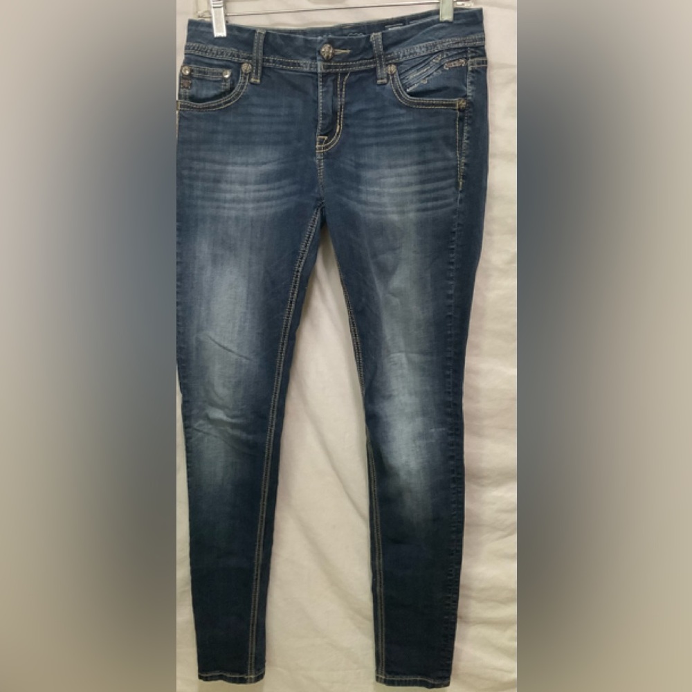 Miss Me Mid Rise Easy Skinny Jeans size 26